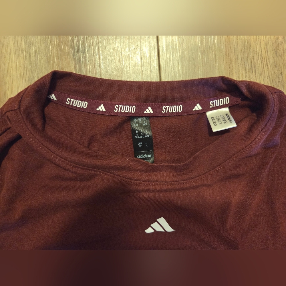 ADIDAS CROP TOP!! - Picture 4 of 4
